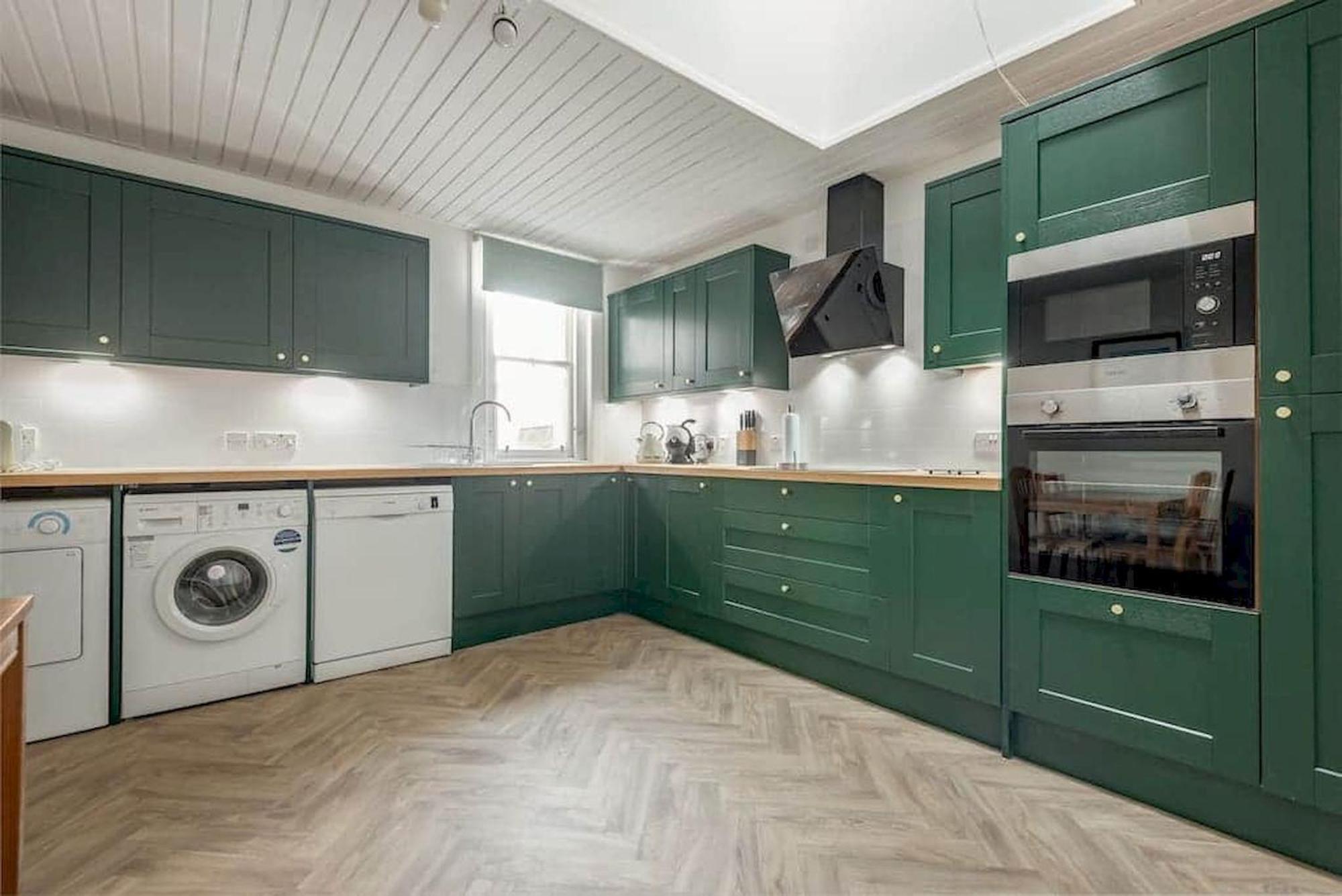 The Cross Keys Apartment - 85D Market Street Сейнт Андрюс Екстериор снимка