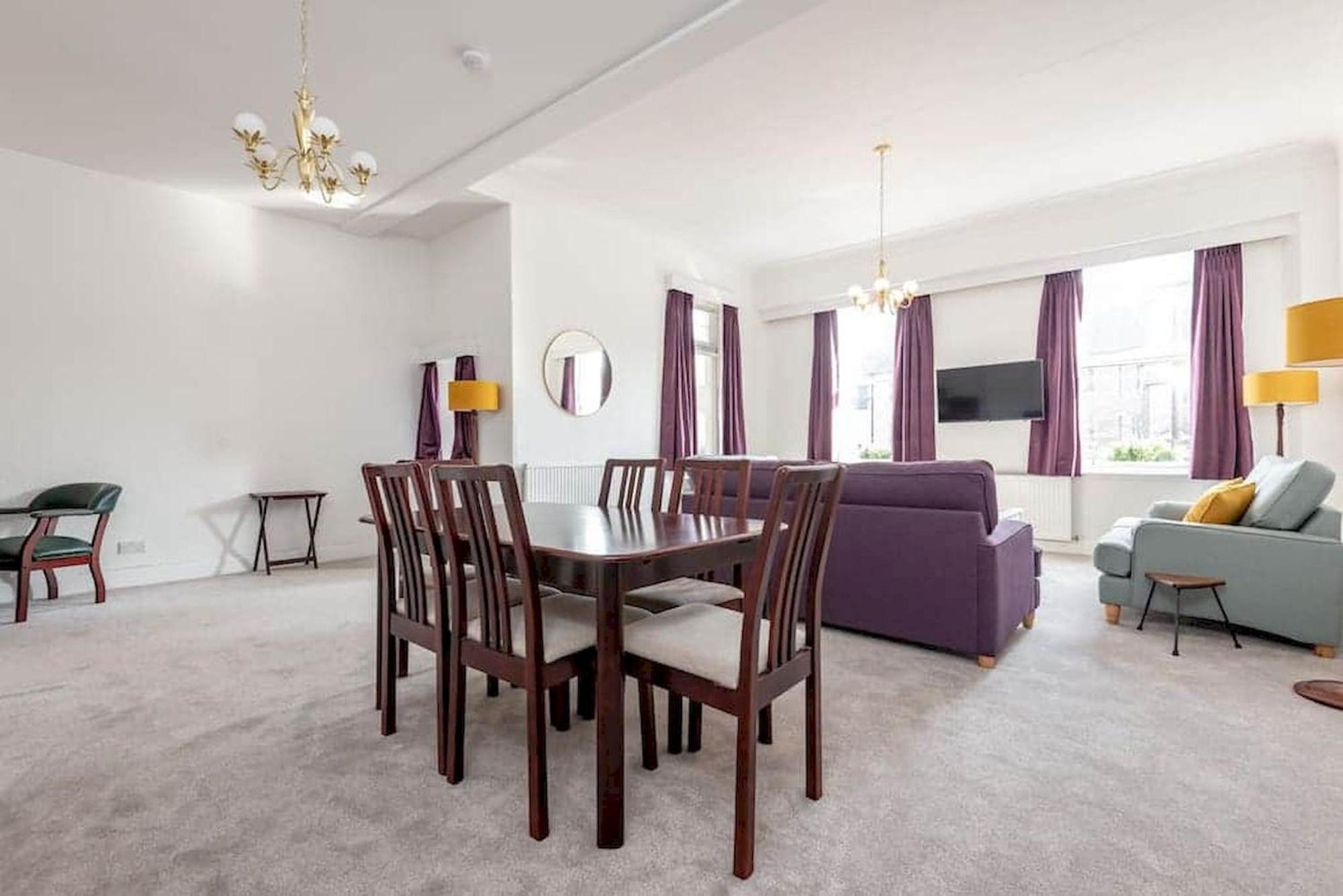 The Cross Keys Apartment - 85D Market Street Сейнт Андрюс Екстериор снимка