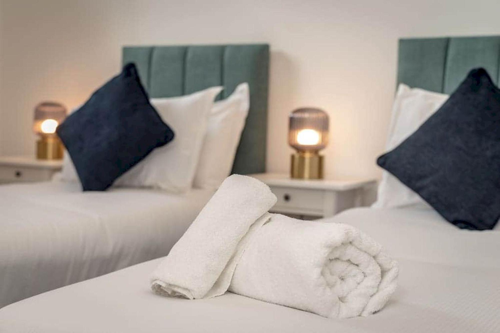 The Cross Keys Apartment - 85D Market Street Сейнт Андрюс Екстериор снимка