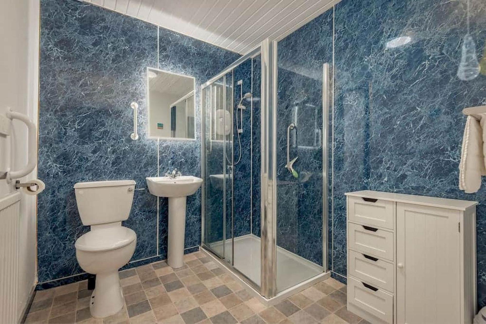 The Cross Keys Apartment - 85D Market Street Сейнт Андрюс Екстериор снимка